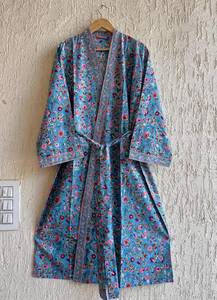 Vestido Kimono Hecho a Mano en India, 100% Algodón, Estampado Floral, Informal, para Vacaciones en la Playa, para Verano, Primavera, Perfecto para Usar con Bikini, Invierno, Otoño - Product Image 2