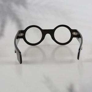 Nuevo Diseño Óptico de ILAHI, Hecho a Mano con Cuerno de Búfalo Natural y Ecológico, Estilo Rústico Moderno, Forma Cuadrada, Feng Shui, Amor Animal, Ángel - Product Image 4