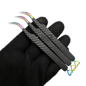 Pinzas Profesionales para Extensión de Pestañas, Nuevo Diseño con Mango en Forma de Corazón, Logotipo Personalizado, Acero Inoxidable Antimagnético, Precisión Suave - Product Image 4