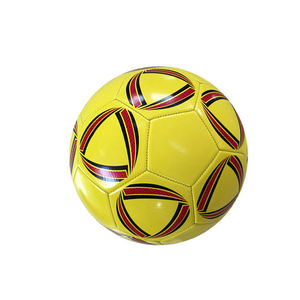Ballons de handball personnalisés SFIVE INDUSTRIES, professionnels, à rayures rouges et jaunes, pour entraînement et matchs, taille et poids officiels, cousus. - Product Image 5