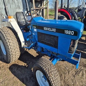 Meilleur prix pour tracteur New Hollandds 1920 avec chargeur à attache rapide, excellent état, sans problèmes, livraison rapide, composants principaux : roulement - Product Image 2