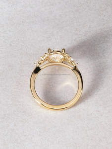 Anillo de Diamantes de Corte Ovalado Premium con Engaste de Garras en Oro Amarillo para Mujer, Elegante Anillo de Compromiso Ovalado, Joyería Fina, Regalo - Product Image 2