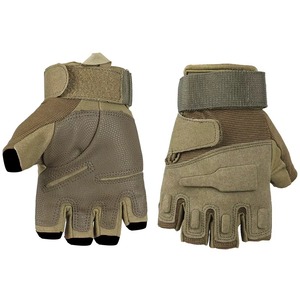 Gants de cyclisme personnalisés avec logo unique, design tendance, anti-boulochage, antibactériens, qualité supérieure, fabrication de premier ordre. - Product Image 4