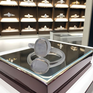 Bague pour femme en argent sterling 925 faite à la main de style ethnique avec pierre précieuse de lune grossiste direct de l'Inde - Product Image 1