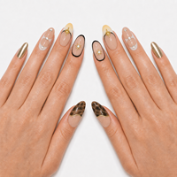 Ongles en acrylique en forme d'amande, couleur nude beige, design urbain moderne, pré-dessinés, nude Twilight