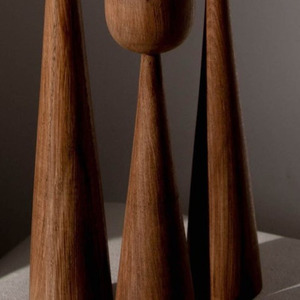 Juego de 3 Portavelas de Madera Rústica con Diseños de Pedestal Cónico y Forma Redonda para Decoración del Hogar - Product Image 5