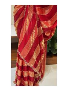 Sari de Seda Verde Reglance con Bordado Jarkhan y Ribete Calado, Traje Tradicional Indio para Bodas, para Mujer, Sin Arrugas, de Secado Rápido - Product Image 5
