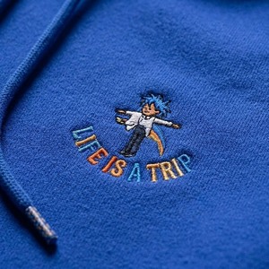 Sudadera con capucha de forro polar grueso azul real personalizada con estampado gráfico, estilo urbano oversize para adultos - Product Image 5