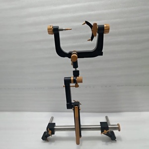 Sistema de Retracción Cerebral y Fijación de Cráneo Ajustable para Neurocirugía, Instrumentos Quirúrgicos Manuales de Madera de Teca por Tegra Surgical - Product Image 4