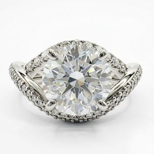 Anillo de compromiso de oro blanco de 8k con diamante cultivado en laboratorio de corte redondo de 2.62 quilates, certificado IGI, con banda dividida - Product Image 1
