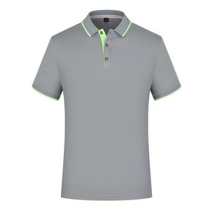 Polo à manches courtes blanc pour homme, couleur unie, tricot piqué respirant, design décontracté, boutons sur le devant, col et poignets à bordure verte - Product Image 3