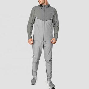 Low Price Unisex Winter Tracksuit 100% Cotton/Polyester Solid Pattern Sport Training Jogging Wear Wholesale - Product Image 1