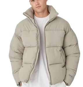 Veste matelassée d'hiver pour hommes en gros Veste matelassée à la mode Vente en gros Veste matelassée en duvet épais d'hiver de haute qualité Col montant - Product Image 1