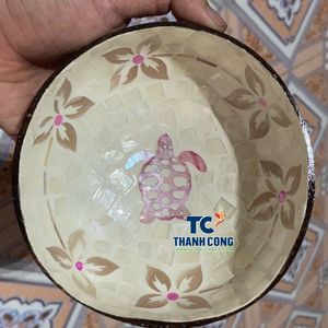 ชามมะพร้าวขัดเงา ราคาประหยัด เป็นมิตรกับสิ่งแวดล้อม พรีเมียม ประดับมุกเปลือกหอยลายเต่าโบราณ ตกแต่งลายดอกไม้ สำหรับรีสอร์ท - Product Image 1