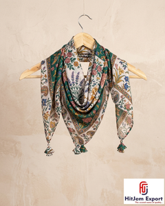 Écharpe en soie imprimée de luxe pour femme, foulard carré léger personnalisé, fabricant OEM ODM de textiles, fournisseur en gros - Product Image 2