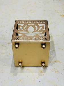 Plateau carré en métal traditionnel, best-seller, décoration d'intérieur de haute qualité, éclairage festif de Noël, de Pâques, bougeoir écologique - Product Image 5