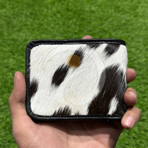 Cartera de Cuero Natural de Vaca con Pelo, Delgada, Hecha a Mano, Billetera Bifold, Tarjetero, Estilo Clásico y Duradero - Product Image 1