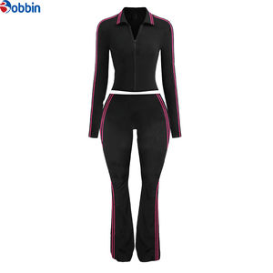 Conjuntos Deportivos Personalizados para Mujer, Estilo Nuevo, Polo a Rayas de Manga Larga, Leggings Acampanados, Ropa de Yoga - Product Image 1