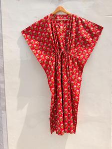 Caftán azteca floral rojo - Vestido caftán de algodón suave y fluido - Perfecto como vestido de casa, ropa de descanso, ropa de playa - Product Image 1