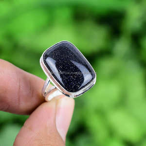 Bague en argent massif 925 Sterling faite à la main pierre de soleil bleue véritable pierre précieuse bague de bohème bijoux en argent faits à la main bague cadeau pour elle - Product Image 1