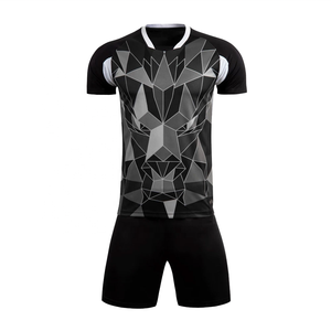 Ensemble de maillots de football personnalisés par sublimation pour hommes, séchage rapide, maille 100% polyester, kit short de football, taille élastique, vente en gros, logo personnalisé - Product Image 1