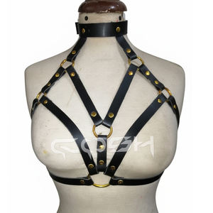 Arnés Corporal de Cuero Negro con Múltiples Correas y Detalle de Anillo en O Antiguo - Product Image 1