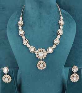 ชุดสร้อยคอโมอิสซาไนต์คุณภาพพรีเมียม เข้ากับทุกชุด สวมใส่สบาย น้ำหนักเบา เหมาะสำหรับงานหมั้น - Product Image 1