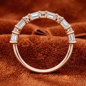 Bague élégante en moissanite ronde et taille baguette pour femme, en or rose, bijou de mariage, cadeau USA - Product Image 2