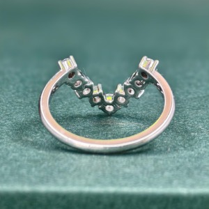 Anillo de boda con diamante cultivado en laboratorio de corte redondo en oro sólido de 14k, anillo de compromiso minimalista con diamante de laboratorio para regalo de aniversario. - Product Image 5