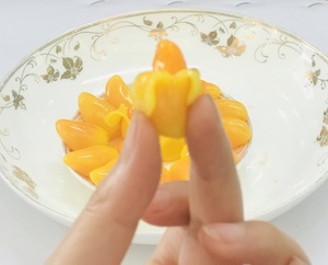 Caramelo gomoso de Mango Verde pelado en 3D con relleno derretido hecho de frutas frescas naturales sabores de azúcar para todas las edades - Product Image 4