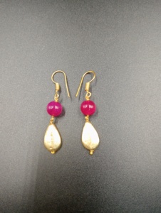 Boucles d'oreilles pendantes plaquées or avec perles de rubis roses, forme goutte d'eau, style classique pour femme, bijoux de fête, style classique pour mariage - Product Image 4