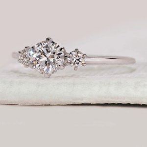 Produit tendance - Bague de fiançailles et de mariage en or jaune 14 carats avec diamant rond de 0,65 carat cultivé en laboratoire - Product Image 2