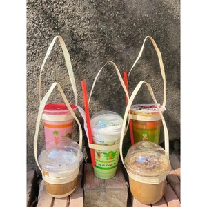 Porte-gobelets en bambou naturel pour les chaînes de cafés, les collections de cadeaux de détail et les projets de décoration de table – Soutien au marché de détail mondial - Product Image 3
