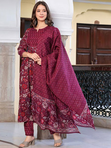Floral Printed Notch Neck Anarkali <b>Kurta</b> Trousers Dupatta <b>Women</b> Traditional Rayon Regular Fit Knee-Length Casual Wear Quick Dry - Product Image 5