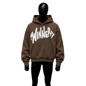 Sweat-shirt à capuche marron avec lettrage graffiti blanc audacieux, texturé, coupe oversize, style streetwear, mode urbaine décontractée - Product Image 1
