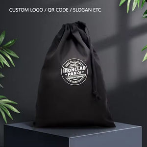 Sac à linge en toile noire avec logo personnalisé, petite pochette à cordon, sac anti-poussière en coton, sac à dos unisexe à cordon rayé – Vente en gros - Product Image 4