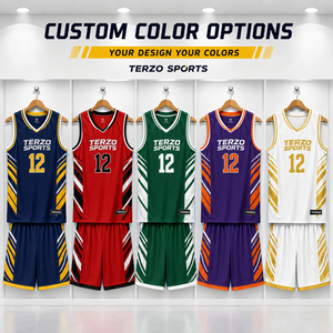 Ensemble de shorts de basket-ball personnalisés en maille respirante, directement de l'usine, avec nom, numéro et couleurs personnalisés pour les joueurs - Product Image 5