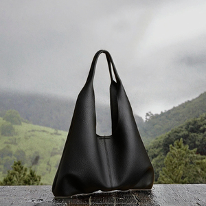 Bolso Tote de Cuero Genuino Negro para Ella, Cierre de Cremallera, Estilo Minimalista, Bordado, para Uso Diario en Todas las Estaciones - Product Image 4