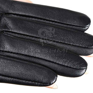 New Arrival Fancy Stylish Leather Fashion <b>Gloves</b> Soft Texture <b>Warm</b> Lining And Durable Quality Casual Use - Product Image 5