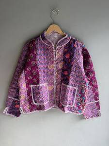 Veste matelassée en coton pour femme, motif floral patchwork, col mandarin, manches longues, longueur standard, poches plaquées, cadeau pour elle - Product Image 1