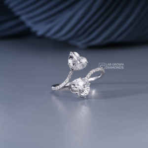 14KT White Gold Round Cut Lab Grown Diamond Heart Shape Ring for Women Luxury 28 <b>Stone</b> Jewelry Anniversary Wedding Gift 2.1g - Product Image 3