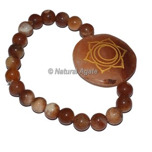 กำไลรูปวงรีสลักสัญลักษณ์จักระหัวใจ – เครื่องประดับโยคะแบบสลักลาย - Product Image 3