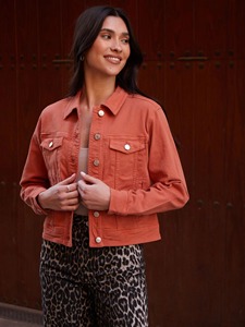 Veste en jean classique 2026 pour femmes, veste en jean personnalisée grande taille, délavage clair pour femmes - Product Image 3