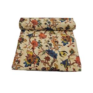 Ropa de cama tamaño King de lujo hecha a mano, edredón Kantha elegante redefinido, comodidad inigualable, estampado de algodón para el verano para - Product Image 1