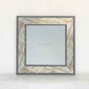 Espejo con incrustaciones de hueso hecho artesanalmente más vendido para decoración de pared elegante de tocador o vestíbulo disponible para suministro mundial - Product Image 6