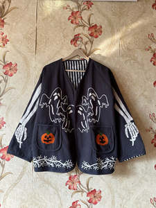 Veste brodée à thème Halloween pour femme, manches longues, mode saisonnière effrayante, vêtement d'extérieur décontracté pour les fêtes, vente en gros - Product Image 1