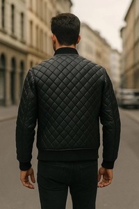 Chaqueta Bomber Acolchada de Piel de Cordero Genuina Negra para Hombre, Hecha a Mano - Product Image 2