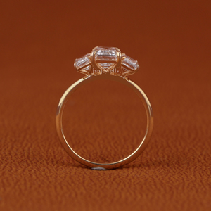 แหวนเพชรทรงเอเมอรัลด์คัทสามเม็ด ทองคำแท้ 14k เพชร CVD รับรองโดย IGI เครื่องประดับเจ้าสาวสำหรับผู้หญิง - Product Image 4