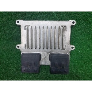 Equus - Módulos de Computación y ECUs Usados 391103C006 - Product Image 1