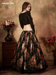 Fashionable <b>Top</b> Quality Organza with Floral Print & Dori-Zari-<b>Sequins</b> Embroidered <b>Black</b> Lehenga-Choli Set At Wholesale Rate - Product Image 5